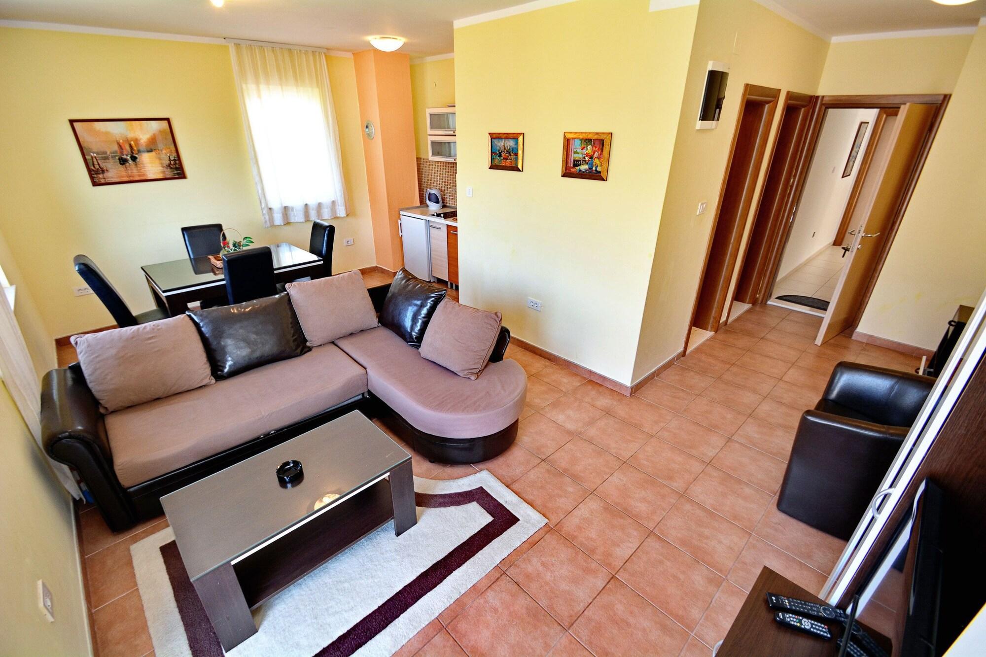 Apartments Soso โกตอร์ ภายนอก รูปภาพ